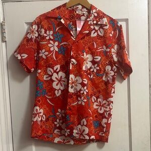 Vintage Hawaiian Shirt Made in Hawaii Rayon Small Aloha Floral Retro
